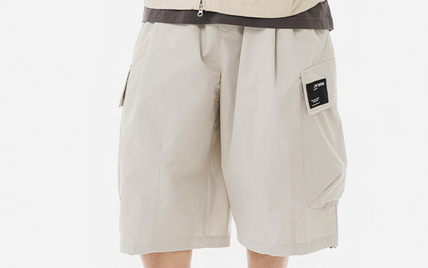 Sweater Korea Makin Stylish dengan 5 Pilihan Bawahan Lifework Ini!